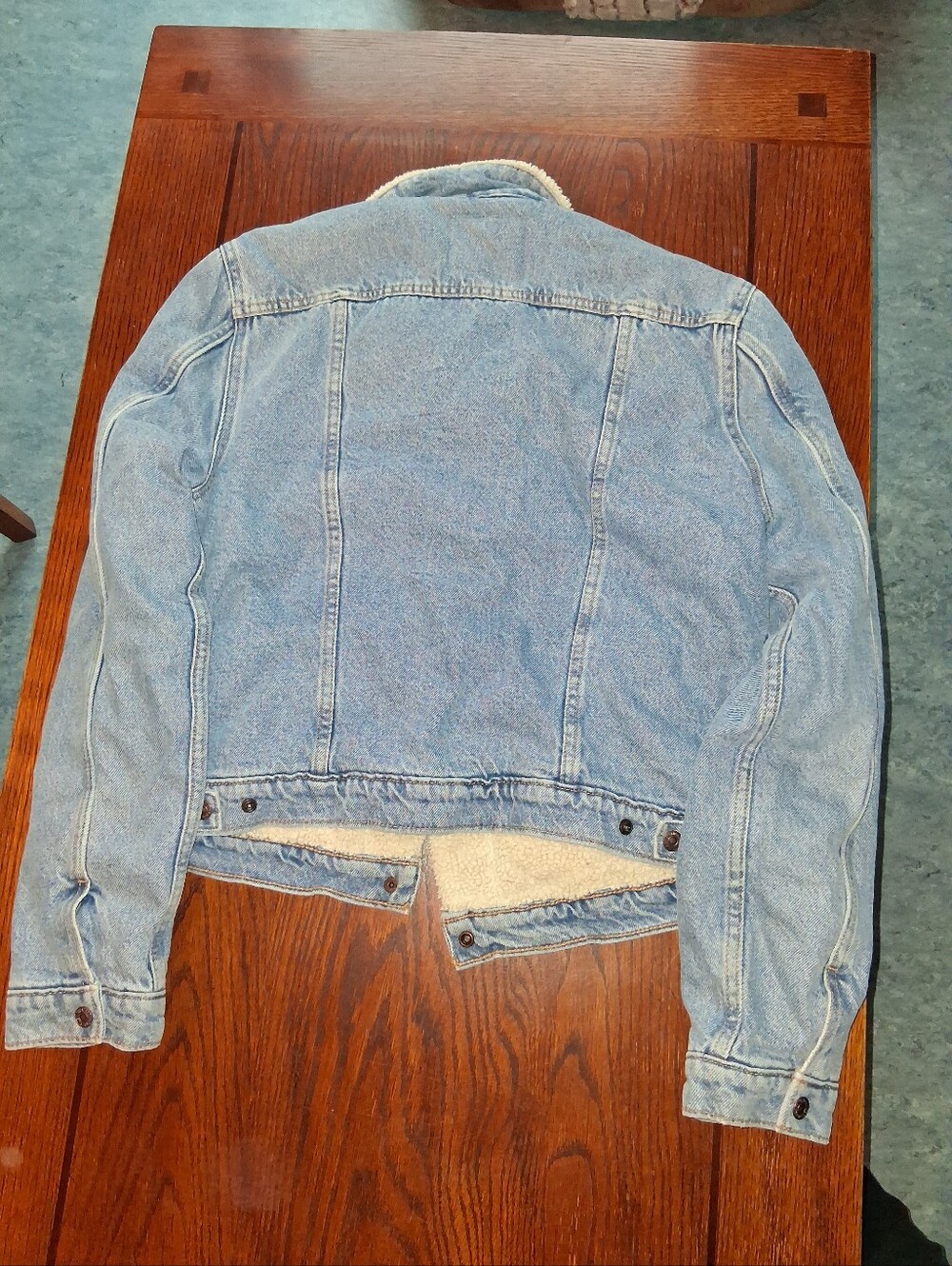 Levi's Trucker Jacket - Picture 2 of 5